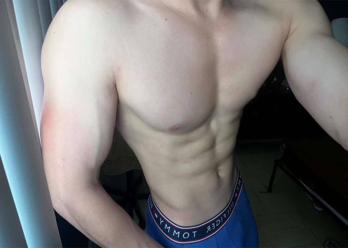 Joseangelvila09's tweet photo. RT y les mando un regalito al dm🔥
👉🏻insta: https://t.co/iagCq50esd
#mexico #gymrat #gay https://t.co/eVRQvD5SIx