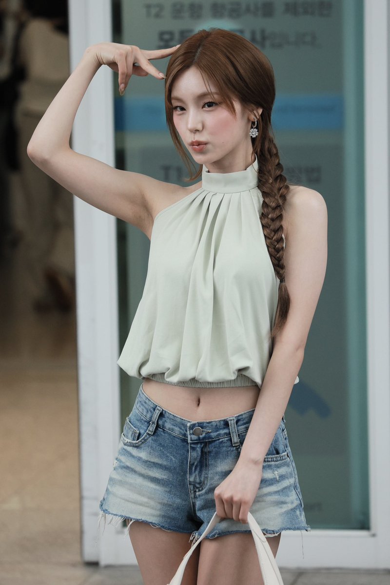 blurkpop2's tweet photo. https://t.co/mOy7492lhc