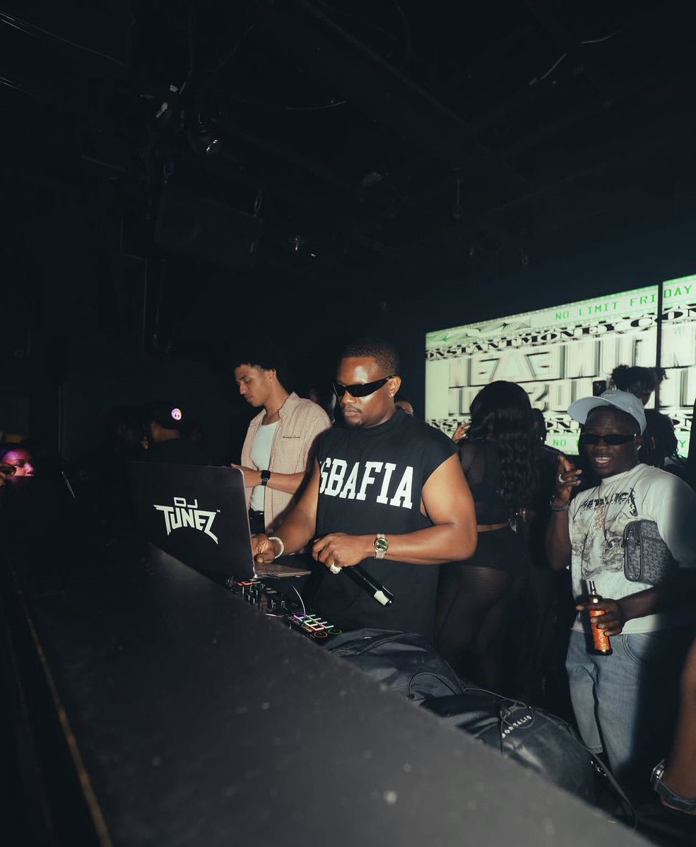 Guccistarboi's tweet photo. Dj Tunez was also at Gidi bar &amp; lounge last night with Big Wiz🖤 https://t.co/XSlewTT6rA
