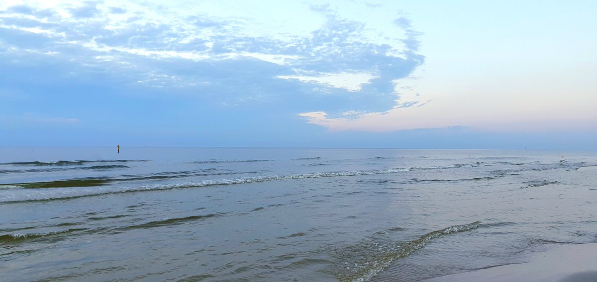 Holinea69's tweet photo. #BoTak...
Zachód bez zachodu...
I ciociu, słonko nie śpi. My też nie śpimy... https://t.co/AL21nZMEAC