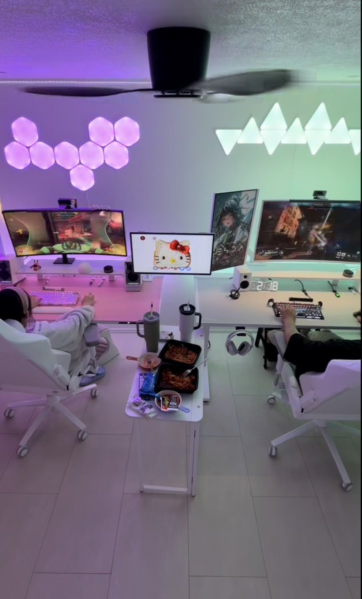 DayByDev_'s tweet photo. Şunu yaşamak için yaşıyorum. https://t.co/aLVykD35Lo