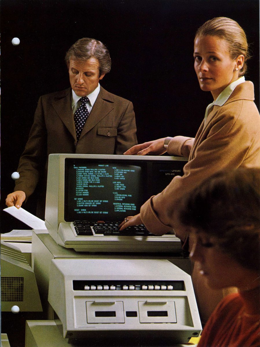 VintageMagazines tweet media