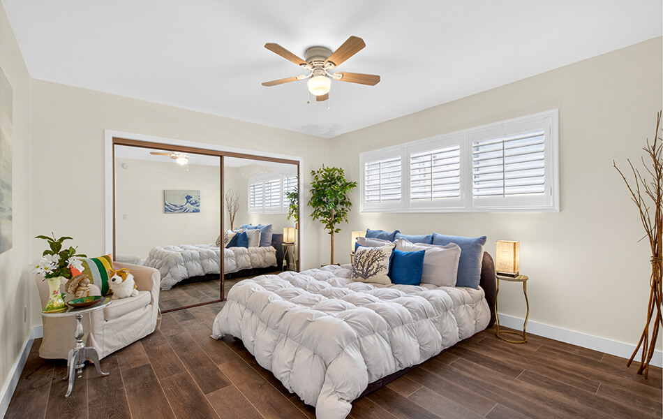 garylimjap's tweet photo. Remodeled 1-bed in #WestLA at $499K. 631 sq ft, $359 HOA with water and trash, private brick patio, gated parking. 1522 S. Centinela #101, 90025. #OpenHouse Sunday 7/26, 1-4 PM. (310) 430-0818. https://t.co/R7z95xBtjf