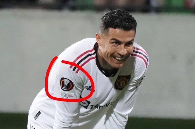 JailovicSon's tweet photo. @akokc_dark0 Bruno.. Vitinha pls abeggggg win me a world Cup 😂😂😂😭 https://t.co/dR0YoFxcVQ