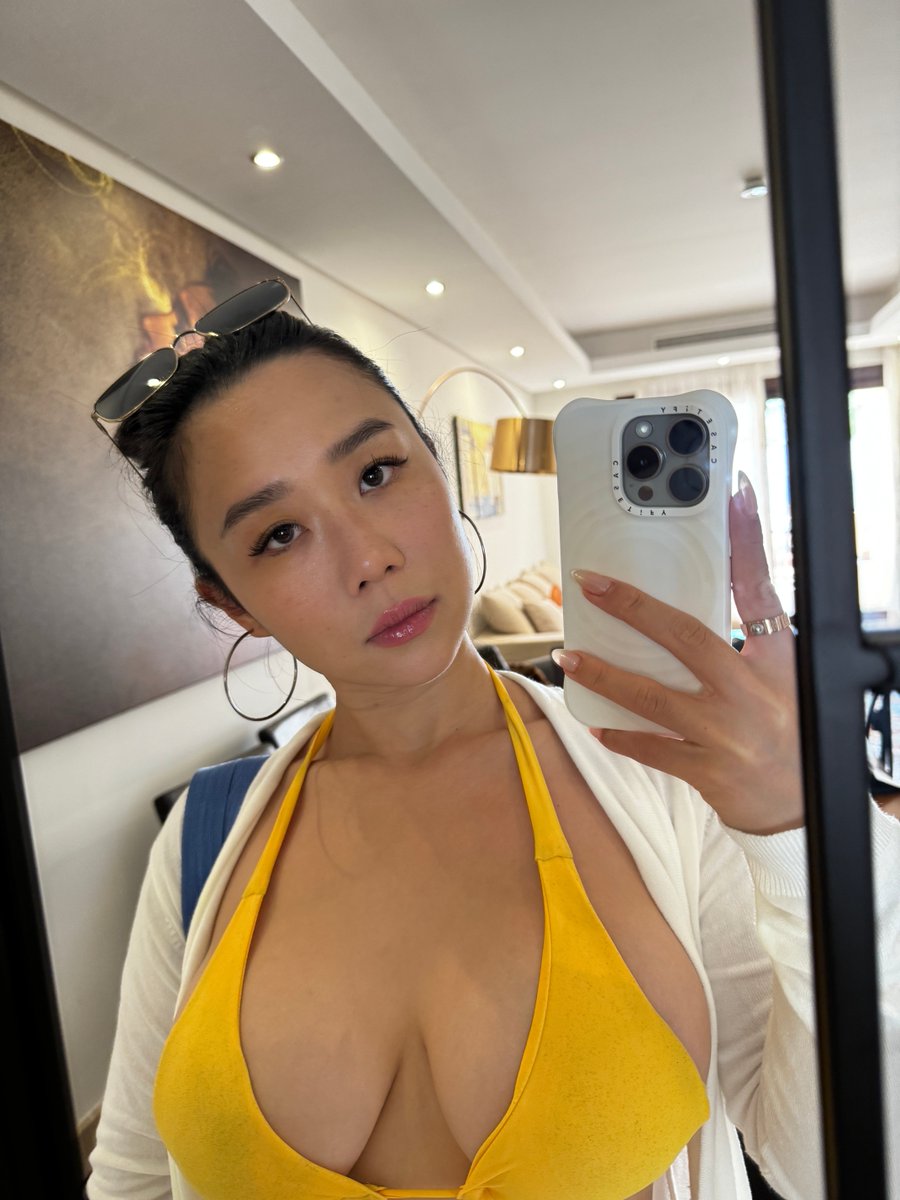 romanandsharon's tweet photo. It's getting harder to play it cool 😎 🥰 https://t.co/SV4fw2aLaA