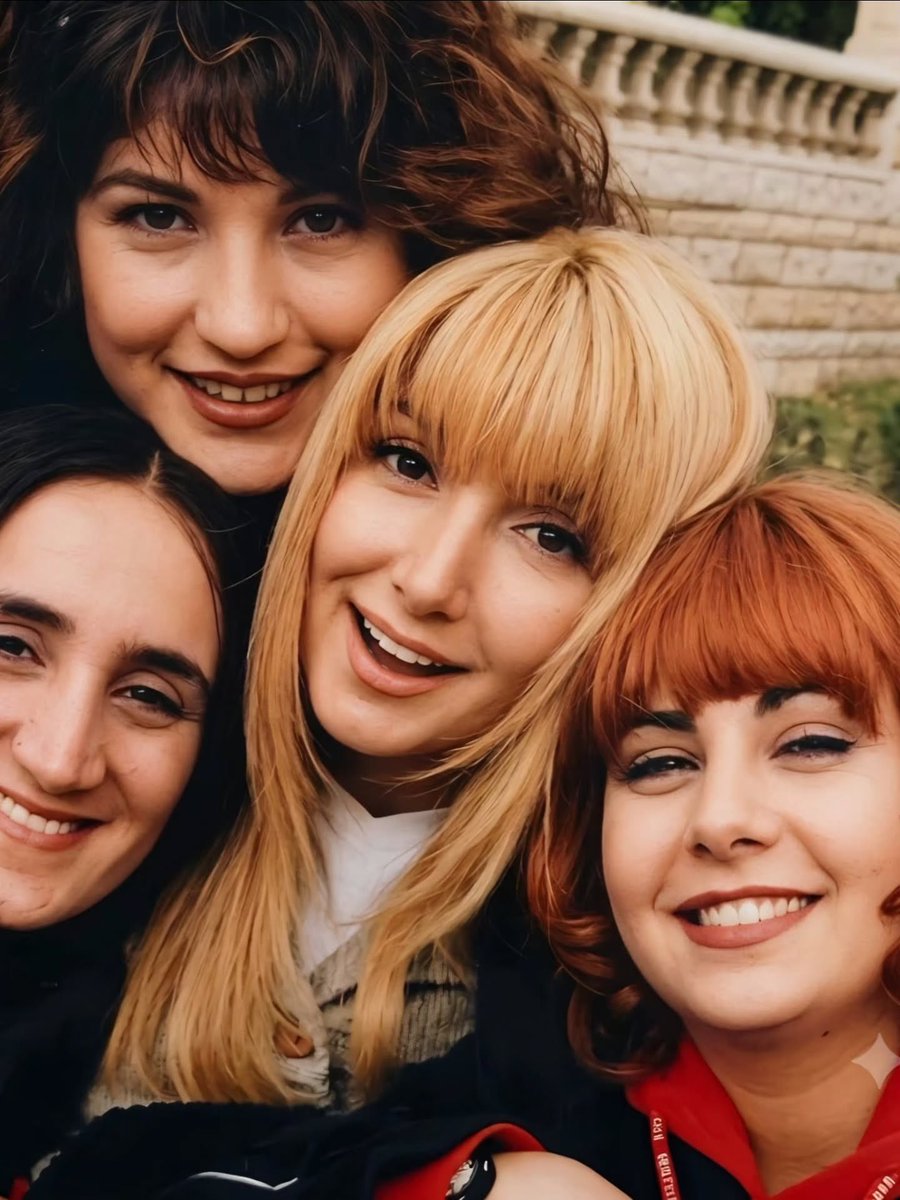 fandomyok's tweet photo. Çılgın Bediş Film oluyor muş 🥹😍 https://t.co/29xtzmA27w