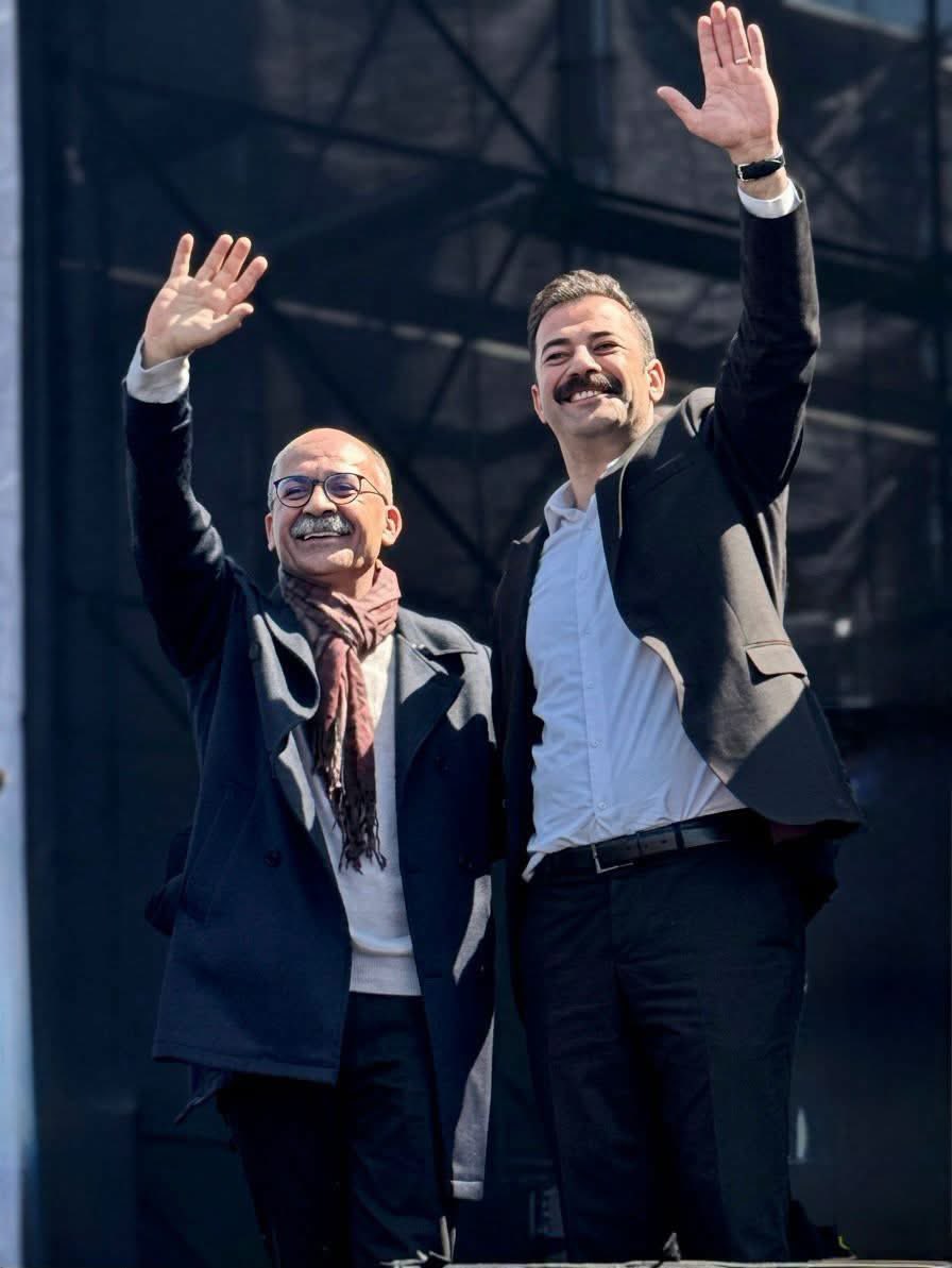 avtalatyalaz's tweet photo. YENİ Parti’mizin ilk Parti Meclisi Toplantısı’nda, Parti Meclisi üyeliğine seçilen Eskişehir Milletvekillerimiz, kıymetli yol arkadaşlarımız Sayın Utku Çakırözer ve Sayın İbrahim Arslan’ı yürekten tebrik ediyorum.

Partimize, ülkemize ve demokrasi mücadelemize önemli katkılar sunacaklarına yürekten inanıyor; görevlerinde üstün başarılar diliyorum.

Birlikte, omuz omuza, daha güçlü bir Türkiye için mücadelemizi kararlılıkla sürdüreceğiz.

@arslanibrahimss @utkucakirozer