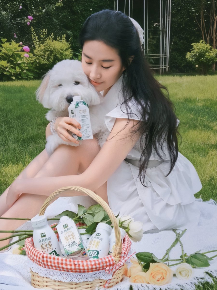 joyyyyside's tweet photo. Queen Liu Yifei @yifei_cc for Yili Satine
🤍💛💚
#LiuYifei #刘亦菲 #劉亦菲 #CrystalLiu #LưuDiệcPhi #หลิวอี้เฟย #ЛюИфэй #유역비 #リウ・イーフェイ #YifeiLiu #Mulan #花木兰 #玫瑰的故事 #去有风的地方 #梦华录 #ADreamOfSplendor #MeetYourself #金典 #TheTaleOfRose #Yili #Satine #伊利 https://t.co/MzPmVB8dxS