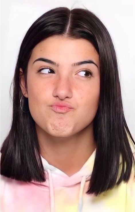 simp44charli's tweet photo. Faceporn 4 pack for you https://t.co/xFbx2y39eG