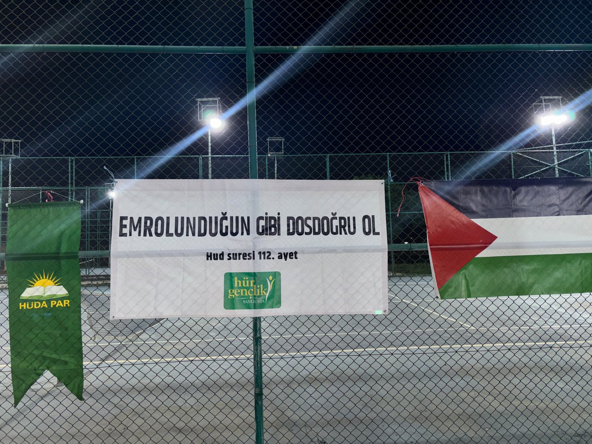 EyyubiyeGenc63's tweet photo. “Parklar Bizim, Gençlik Bizim” temasıyla düzenlediğimiz programı genç kardeşlerimizin yoğun katılımıyla gerçekleştirdik.

Programımıza katılım sağlayan tüm genç kardeşlerimize teşekkür ediyor, birlik ve kardeşlik ruhuyla nice güzel etkinliklerde buluşmayı diliyoruz. https://t.co/vDtj0L3AwY