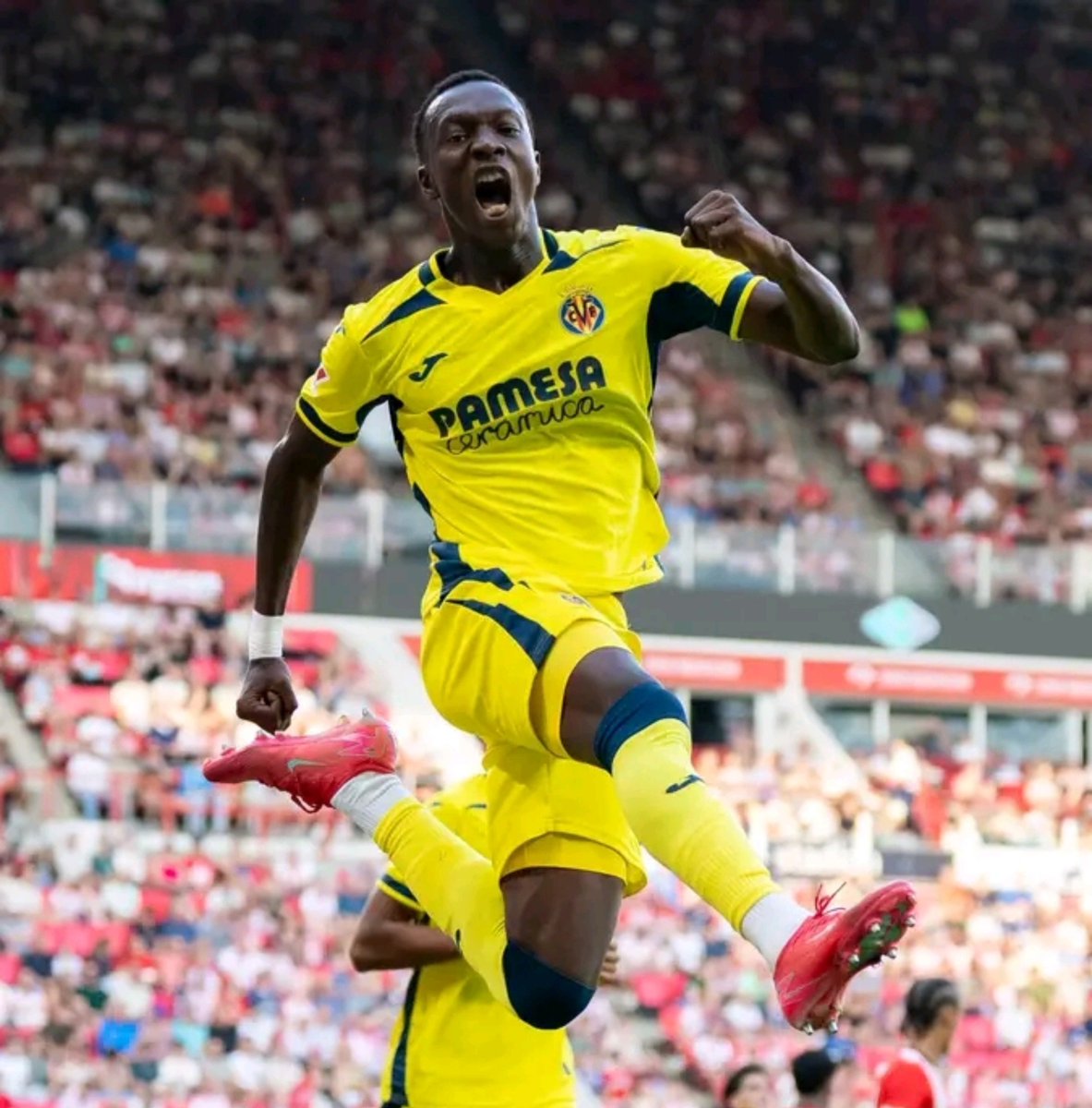 Terangaboy221's tweet photo. 1 but et 1 passe décisive pour Cheikh Tidiane Thiam avec le Villareal ! 🇸🇳👊🏿

#Sénégalrek https://t.co/T4yjKSUbjz