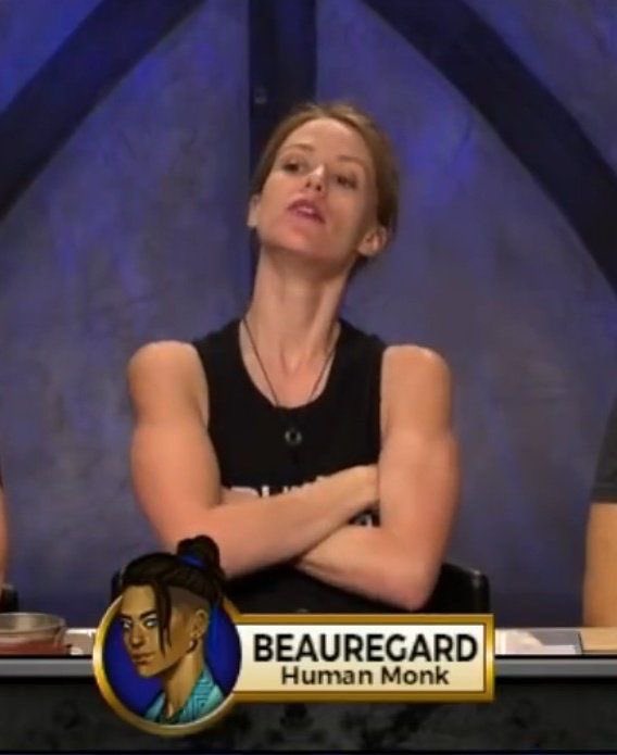 vcxleth's tweet photo. head empty, literally just marisha’s arms https://t.co/g7CTzDwQiz