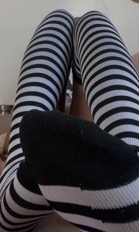 darlinglaced's tweet photo. like my stripes ? 
#nsfwtwtًً #feetworshi̇p #footfetısh https://t.co/pxyxwMVtSs