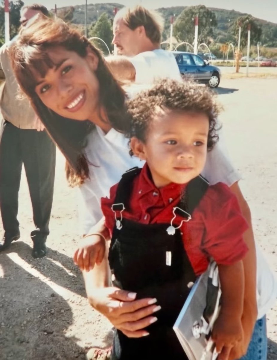 jaafarcakes's tweet photo. baby jaafar 🥹 https://t.co/2o2ys7IiYA