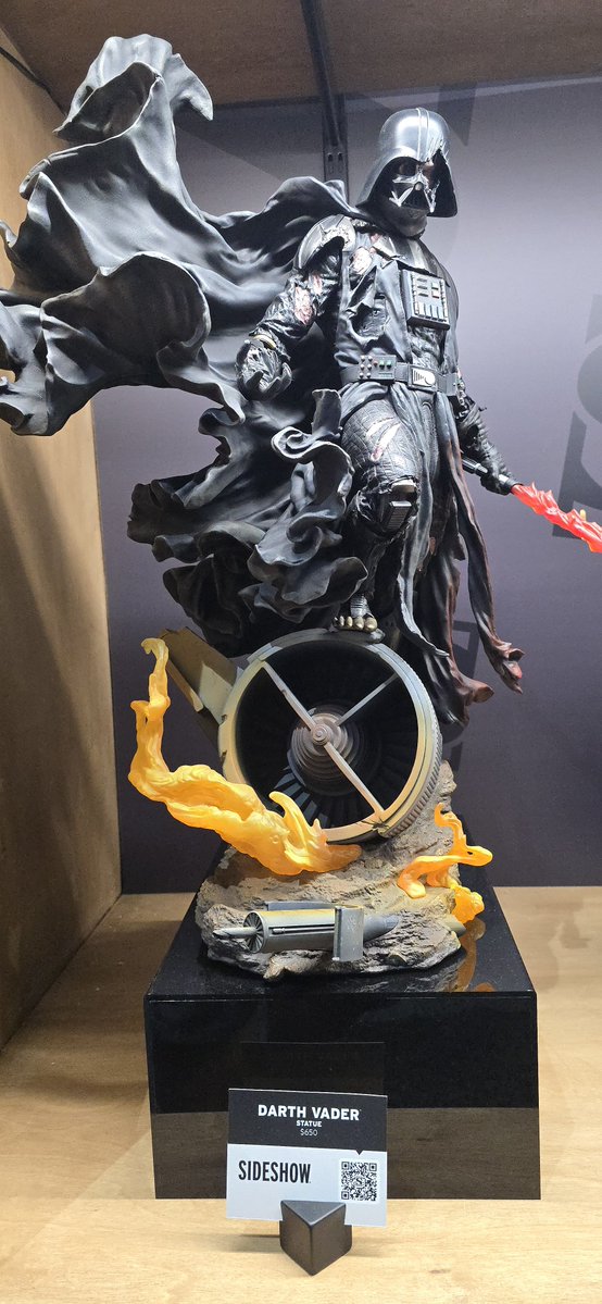 COLLECTOTRON3K's tweet photo. Phenomenal statues from the Sideshow booth part 2! https://t.co/Gx8aHyqbHY