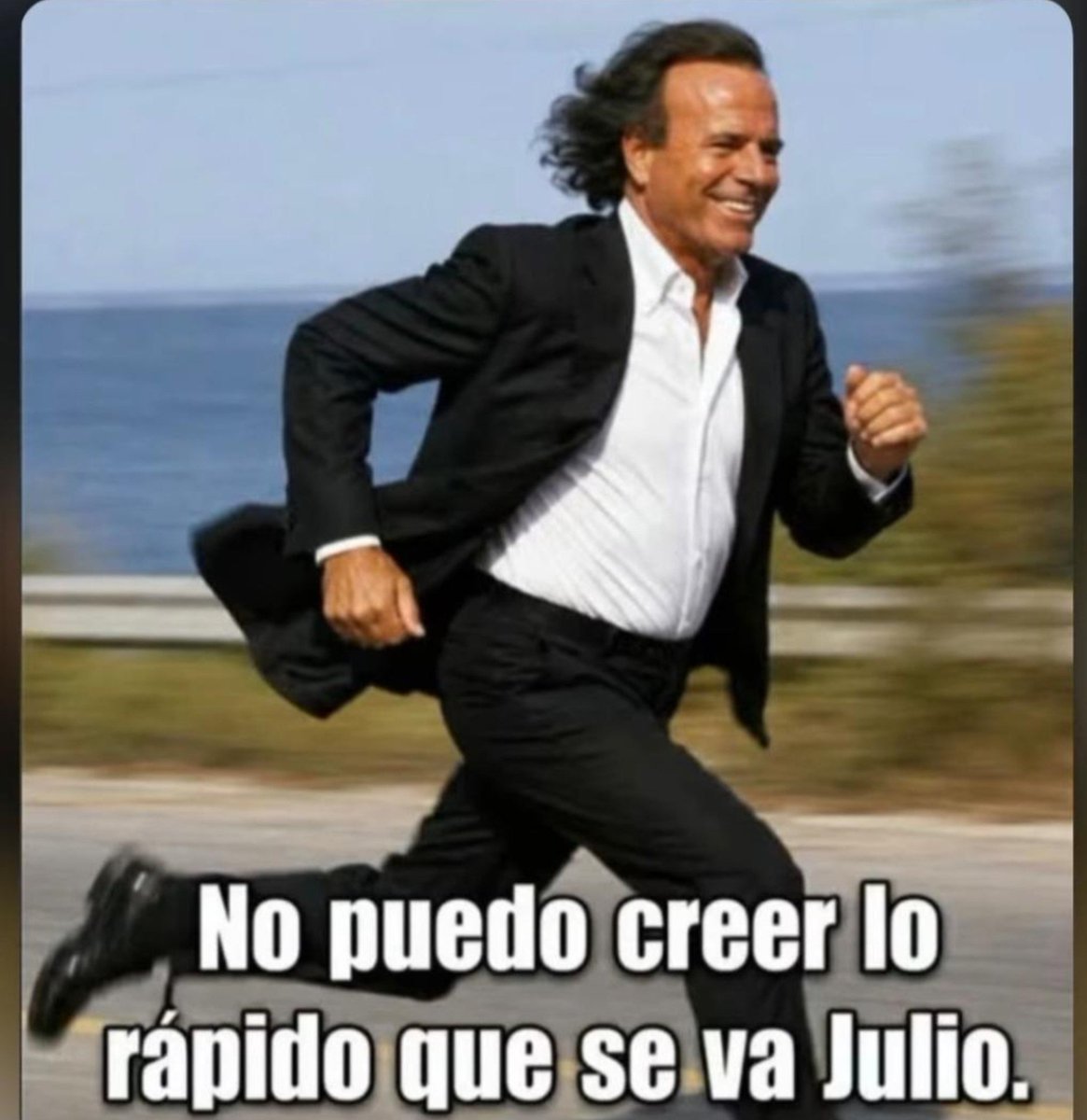 ZonaCoapa's tweet photo. Julio se fue de volada después que terminó el #Mundial2026 #JULIO #coapa @TlalpanVecinos @TlalpanAl https://t.co/L2TbtnJjnX
