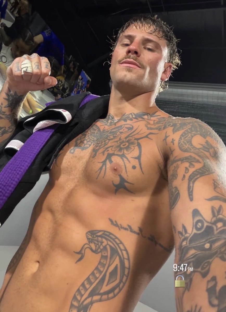 fepozzinx's tweet photo. 🥋 https://t.co/zZUfQkGqIN