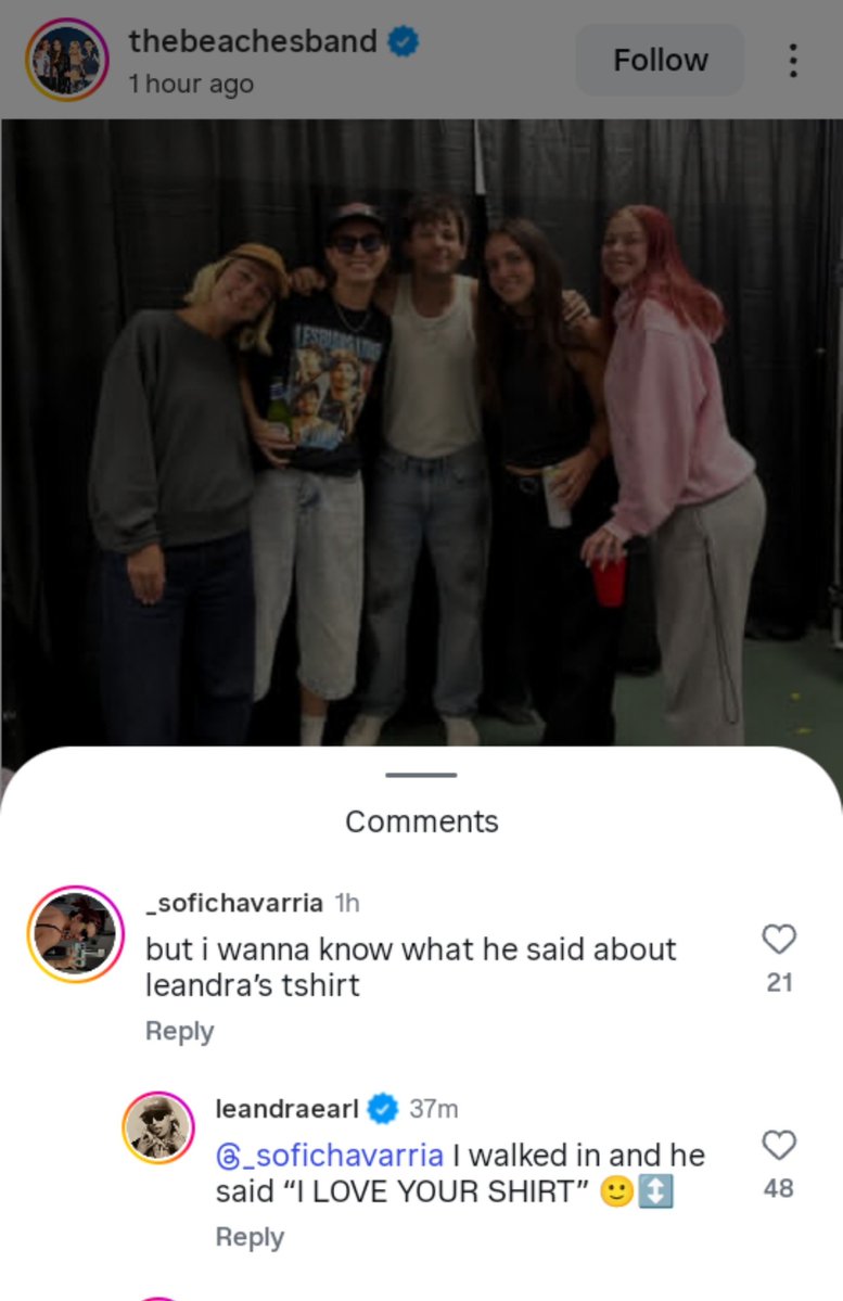 SiobhanAnne04's tweet photo. Louis saying he loved this T-shirt I can't cope https://t.co/OT6CE6PbiL