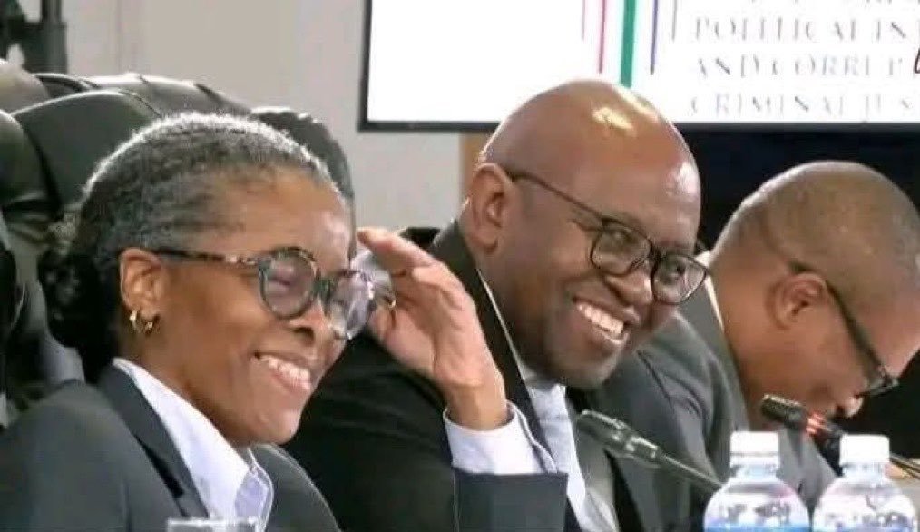 Constitution_94's tweet photo. 🚨 𝗝𝗨𝗦𝗧 𝗜𝗡‼️‼️‼️

ATM  is planning to appeal an 𝗶𝗻𝘁𝗲𝗿𝗶𝗺 𝗶𝗻𝘁𝗲𝗿𝗱𝗶𝗰𝘁 in the Ramaphosa Impeachment judgment. 

What a bunch of ignorant fo0ls!

How do you appeal an interim interdict! https://t.co/39OsZb3W71