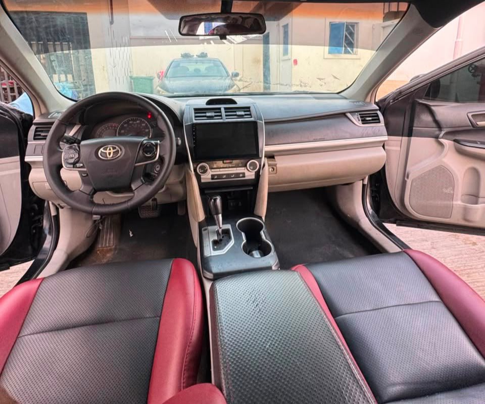 XcessCars's tweet photo. Quick deal. Clean 2013 Toyota Camry. Untouched engine and gear. Buy and drive. Price: 7.5m to owner. Settlement 200k
Location: Oniru https://t.co/rSAyWOElFu