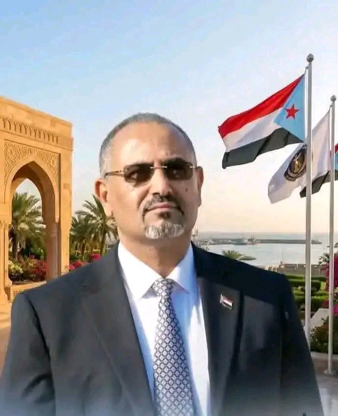 y_2r74034's tweet photo. ربان السفينة ورمز الصمود؛ تجدد الجماهير الثائرة ثقتها المطلقة بالرئيس عيدروس الزُبيدي، ثباتاً وعهداً على مواصلة المسار نحو استعادة الدولة والاستقلال التام. قيادة استمدت شرعيتها من الميدان والتحمت بنبض الشعب. https://t.co/Sua3eEf9j8