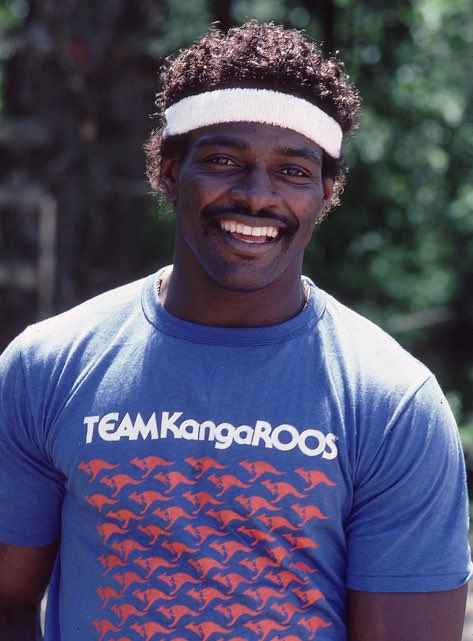 paytonsun's tweet photo. Purpose in every step. Joy in every moment. Greatness in how he treated people and never stopped being excellent. #Happybirthday, Dad.
Missing you today and always.
Your legacy is still running. 🙏🏽 
#Bears @walterpayton 🐐 https://t.co/Qol3VHkcrU