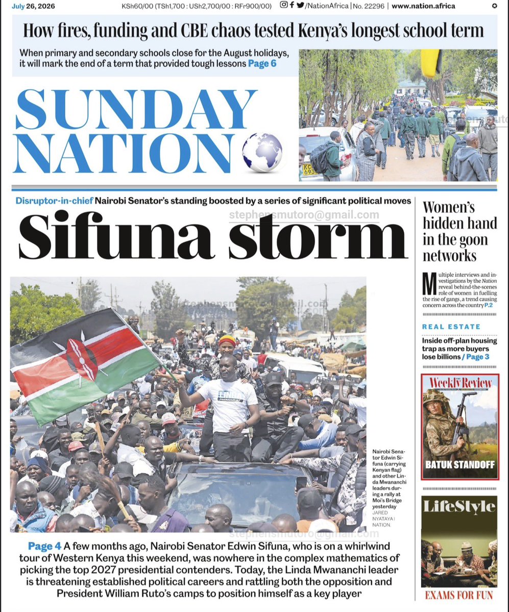 smutoro's tweet photo. Obama 2.0: Both newspapers ran identical two-word verdicts on the same Sunday — unplanned, unprompted, unanimous
🌻When fiercely competing newsrooms independently reach for the same headline about a “starter politician,” that’s not coincidence
🌻That’s a signal editors themselves can’t ignore what Trans Nzoia witnessed. #SifunaStorm #SifunaGlory