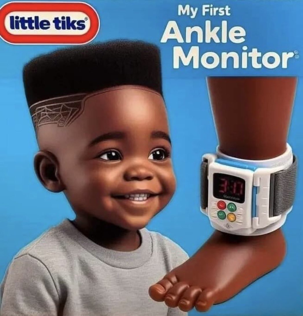 NikoBellic375's tweet photo. @DeadCkirky69 @yellowsharpie37 @XAVIAER I don't give AF about ice cause I was born here dummy cry harder monkey https://t.co/2tbcseFdlx