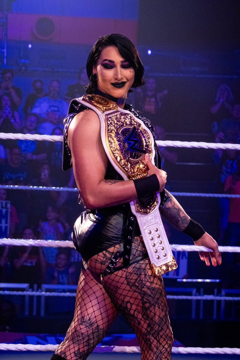 2dayInHistoRhea's tweet photo. Today In Historhea

July 25th 2023 - Rhea defeats @Real_Valkyria in a really good singles match on NXT https://t.co/wyE1zTGQsB