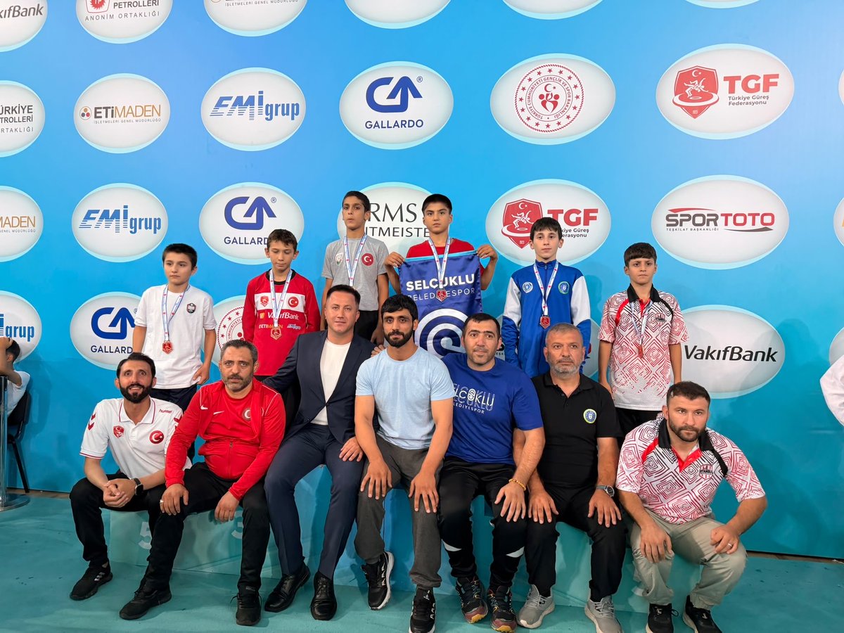 isaisaguzel's tweet photo. 🏆 Bir Türkiye Şampiyonluğu Daha, 
Bir Gurur Daha!

Ankara’da düzenlenen U12 Grekoromen Güreş Türkiye Şampiyonasında, Şanlıurfa Büyükşehir Belediyesi Bireysel Spor Kulübü sporcumuz Devran Eşkili, 38 kg kategorisinde Türkiye Şampiyonu oldu🇹🇷🥇

Tebrikler devran👏 🧿 https://t.co/hJySvmox0q