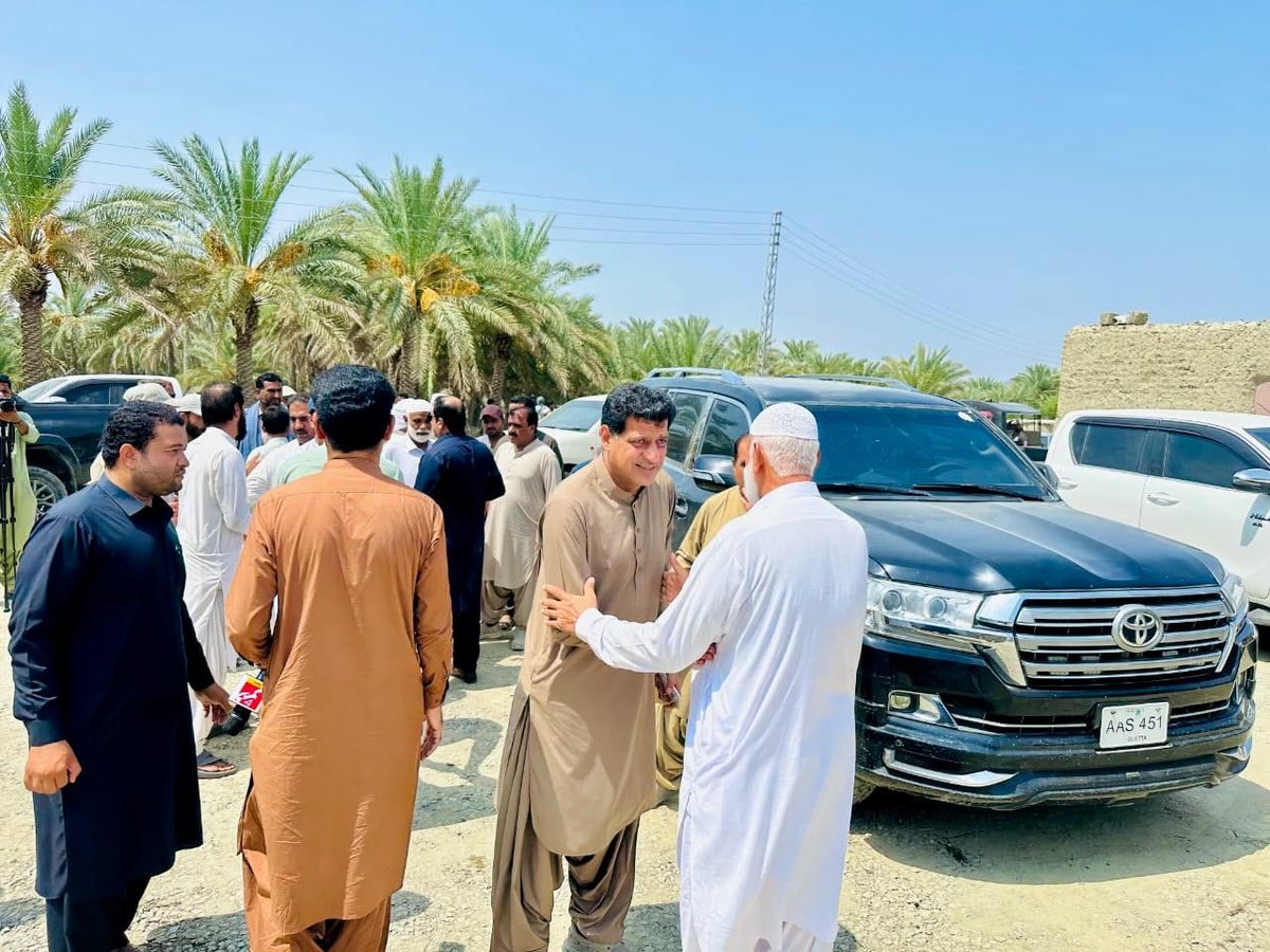 ZahoorBuledi's tweet photo. Visited my hometown and constituency, Buleda, to review the progress of key public welfare projects, including Ghulam Farooq Memorial Hospital, Shaheed Ayub Buledi Model School, and the Buleda Town Planning Project. Received detailed briefings from concerned officials on the progress, construction quality, and timelines of these initiatives, and directed them to ensure timely completion to the highest standards. Also met with general public, local elders, notables and party workers, listened to their valuable feedback, and offered condolences to bereaved families who had lost their loved ones. Our government will continue working for a more developed Buleda & other parts of the province for a prosperous Balochistan.