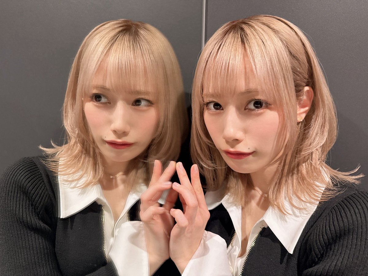 Xxenogenesis's tweet photo. Girl in the Mirror --其三

#りこのトリコ https://t.co/jcXvGrWguK