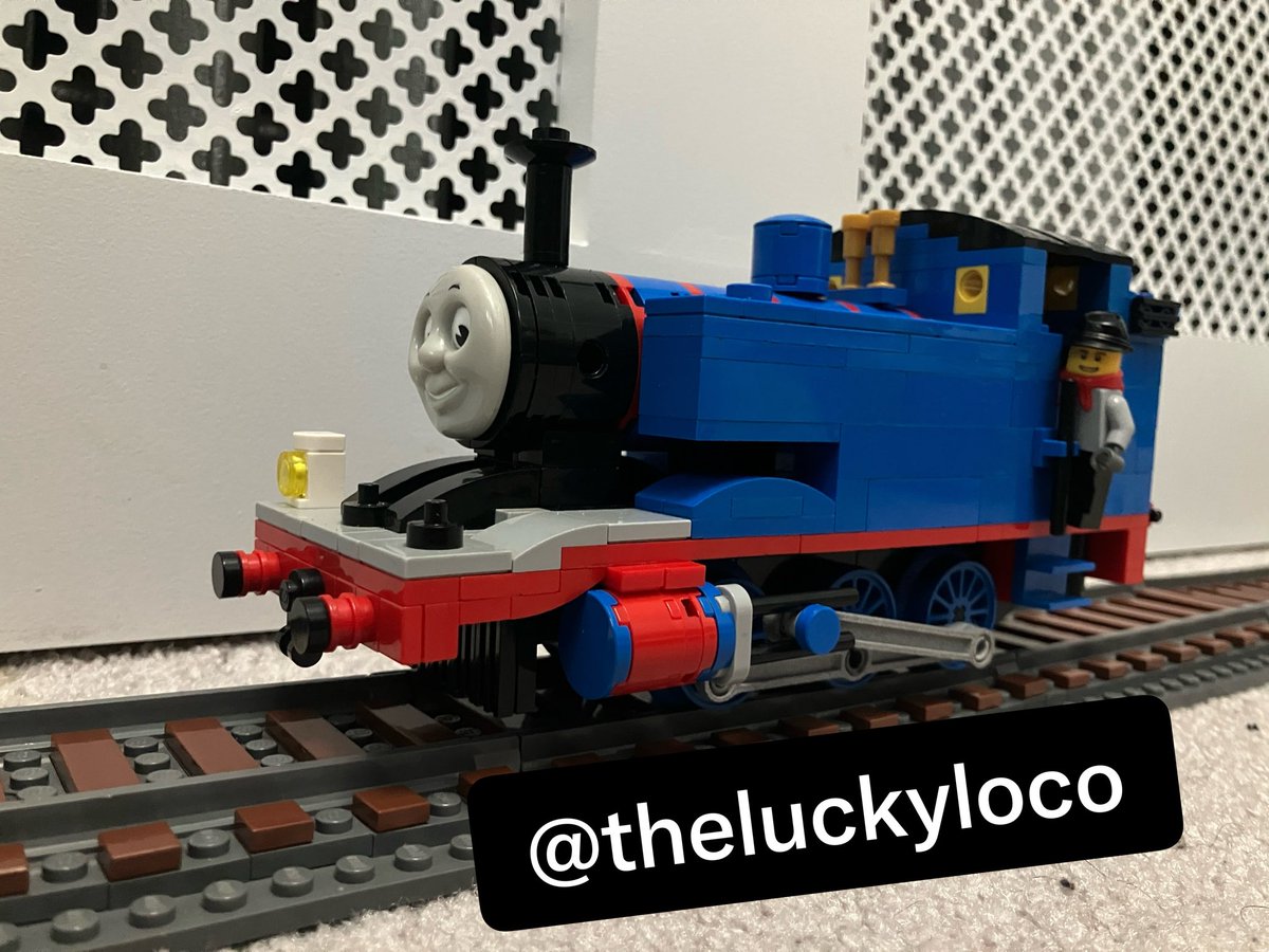 TheLuckyLoco tweet media