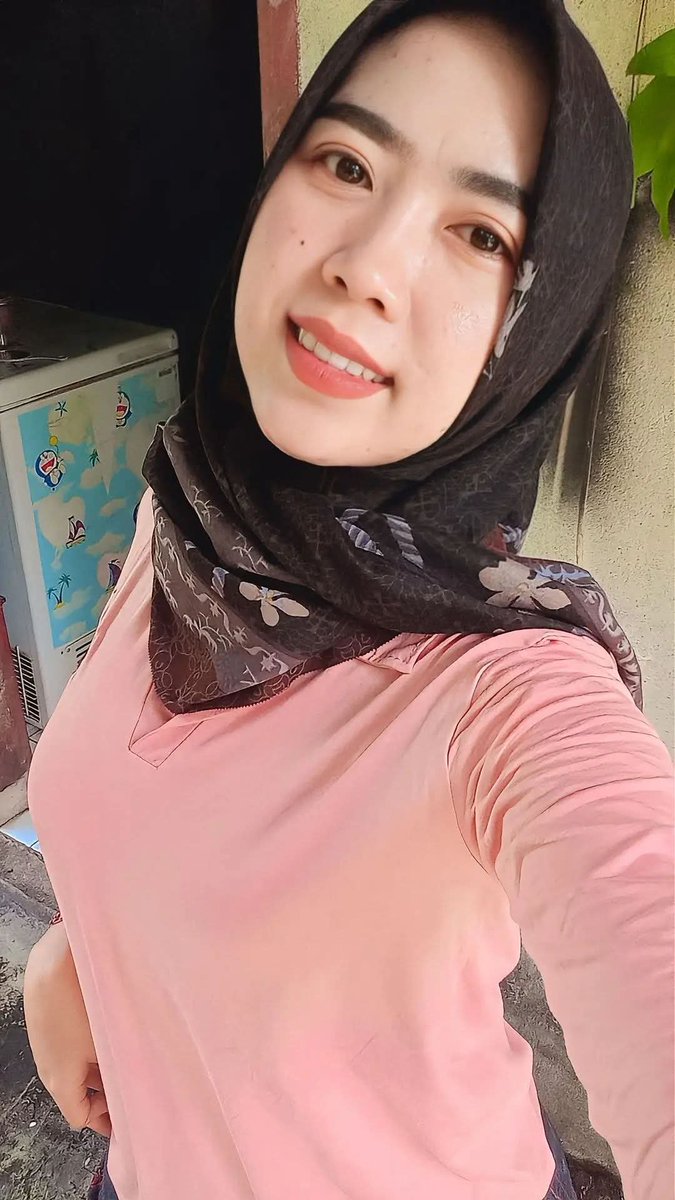 Ella Layla tweet media