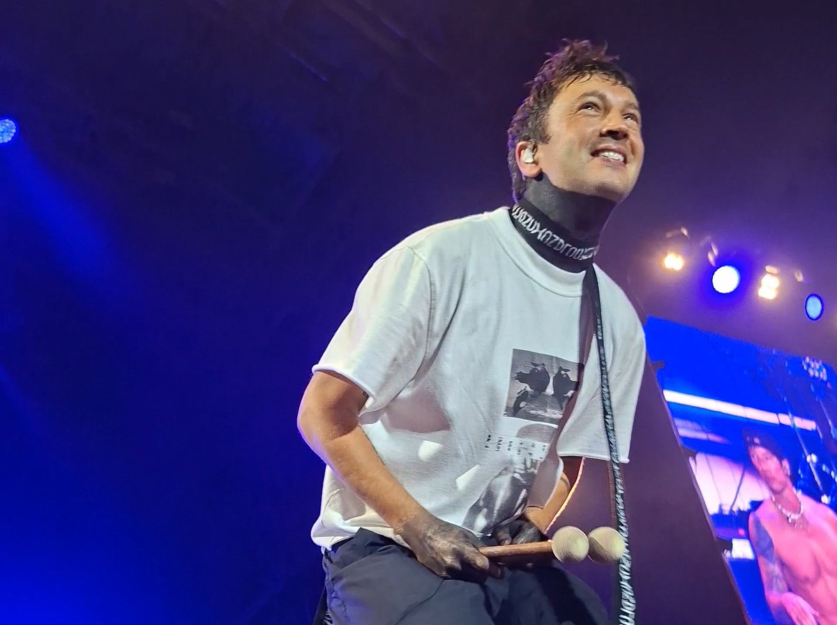 AlbyDeLonge's tweet photo. @twentyonepilots | @MainSquareFest 2026

📷 : my photos 
#twentyonepilots #tylerjoseph #joshdun https://t.co/yRD5JaEpg0