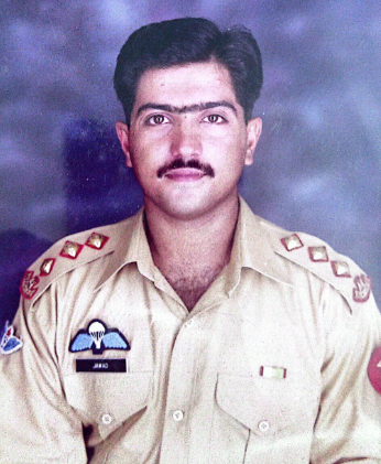 NISHANEHAIDER's tweet photo. Remember & Salute , Son of Soil , 26 July 1999
- Captain Qazi Jawad Ikram Shaheed TBt
#93L/C #12AK #11NLI #Kargil #BinL Lt Colonel Sajid Mushtaq Shaheed https://t.co/jVU7smtGLN