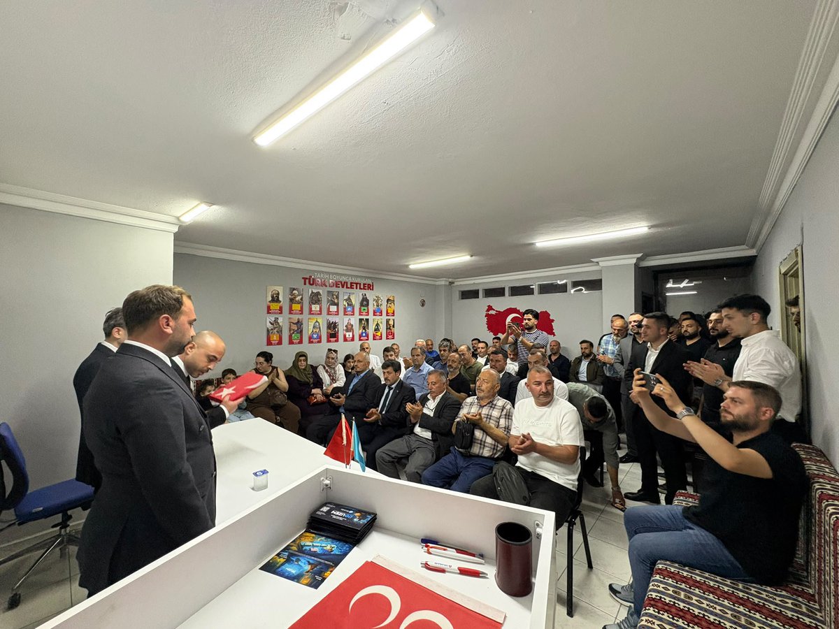 AkcaabatOcak's tweet photo. DEVİR TESLİM 
Ülkü Ocakları Trabzon İl Başkanımız Ertuğrul BAYRAK’ın tensipleriyle Akçaabat Ülkü Ocakları İlçe Başkanlığına Alperen ATASOY atanmıştır, yeni atanan başkanımıza görevinde başarılar diler görevi devreden Başkanımız Köksal KOÇ’a teşekkür ederiz.
Hayırlı olsun. https://t.co/6kTGE1H5SD