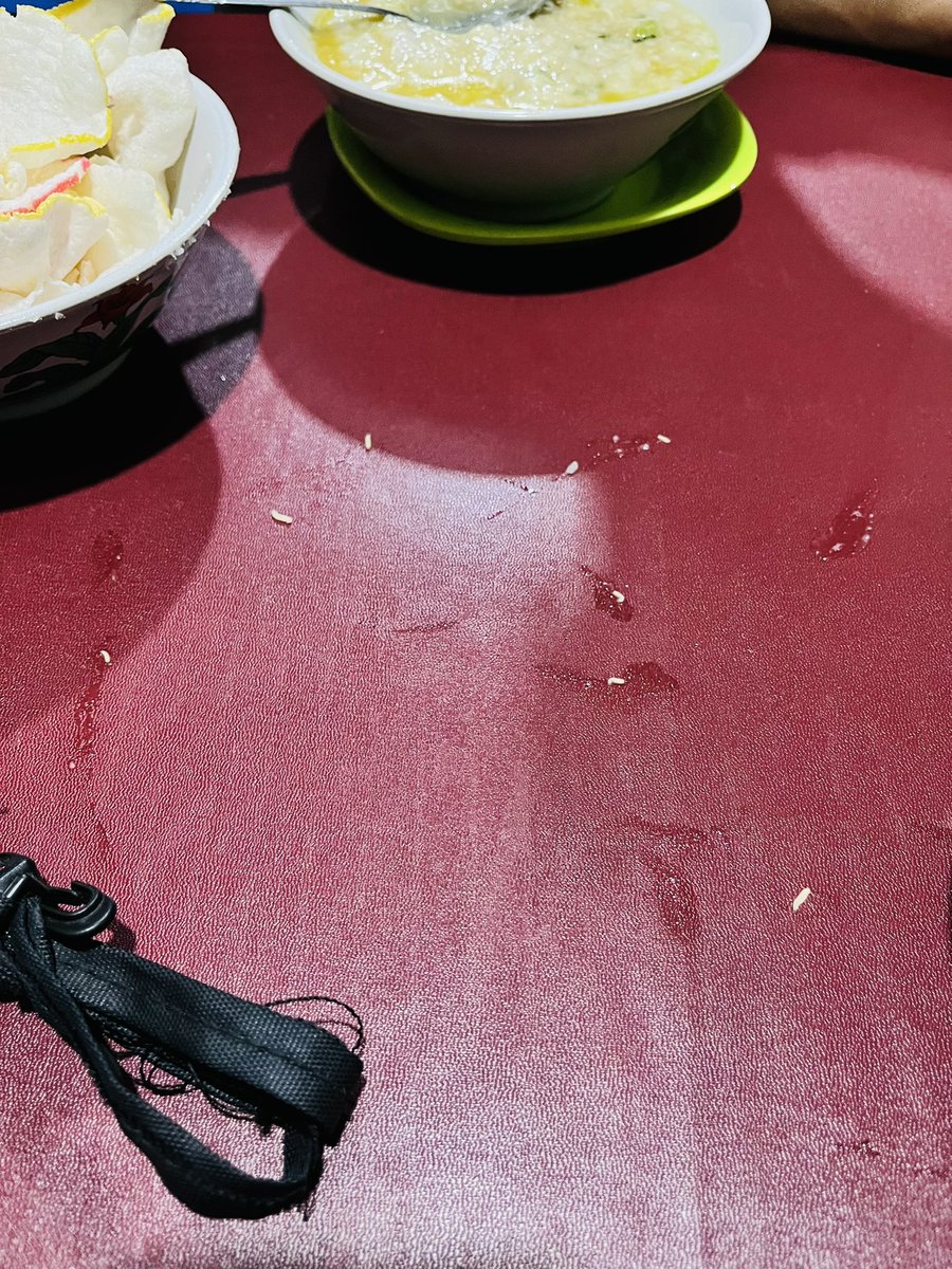 kangmas_adj's tweet photo. @suaranyagenz Jadi inget makan bubur di proyek mana udh setengah mangkok🥺 https://t.co/6F9aWTCFKd