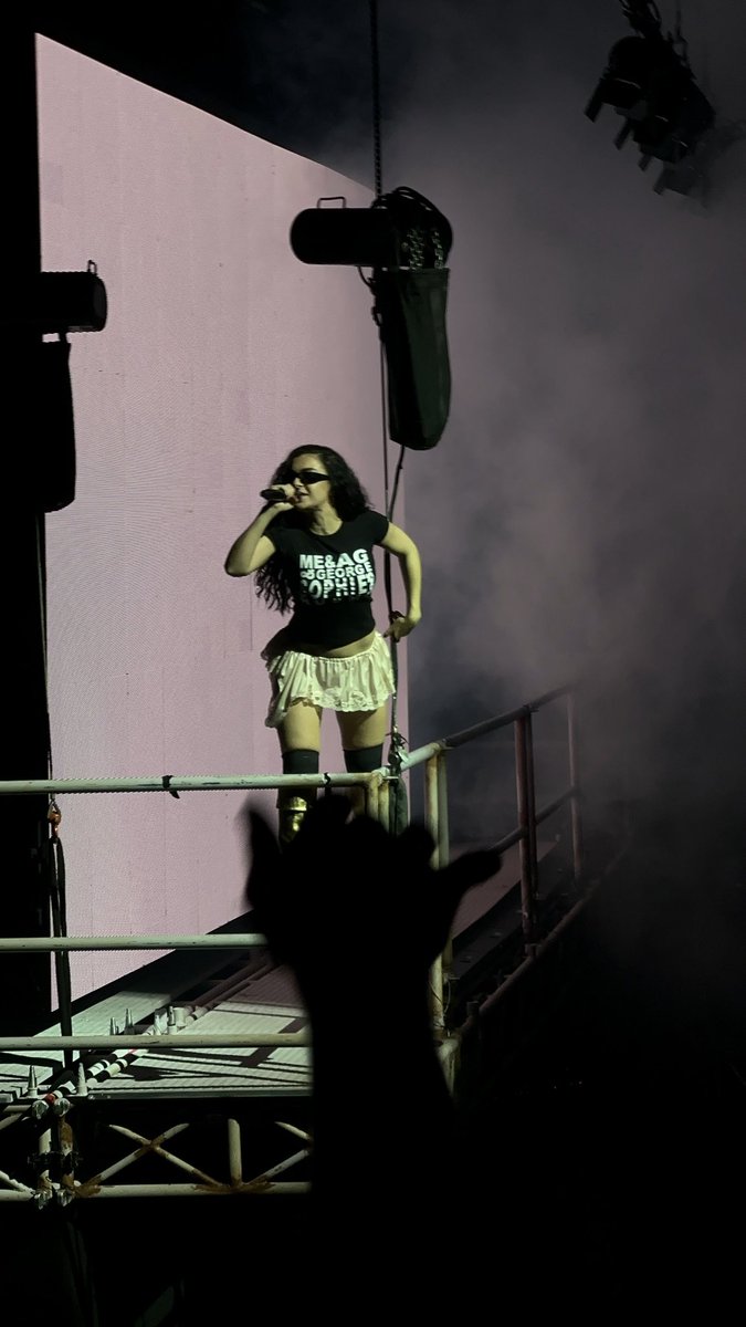 prettyevilb's tweet photo. just two girls seeing charli in nashville again next week thx spotify 🥹🩷 https://t.co/pBY03ABNi5