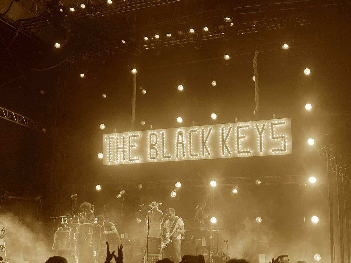 Ari_Ne_Mal's tweet photo. @theblackkeys https://t.co/UMvUcmUlrQ