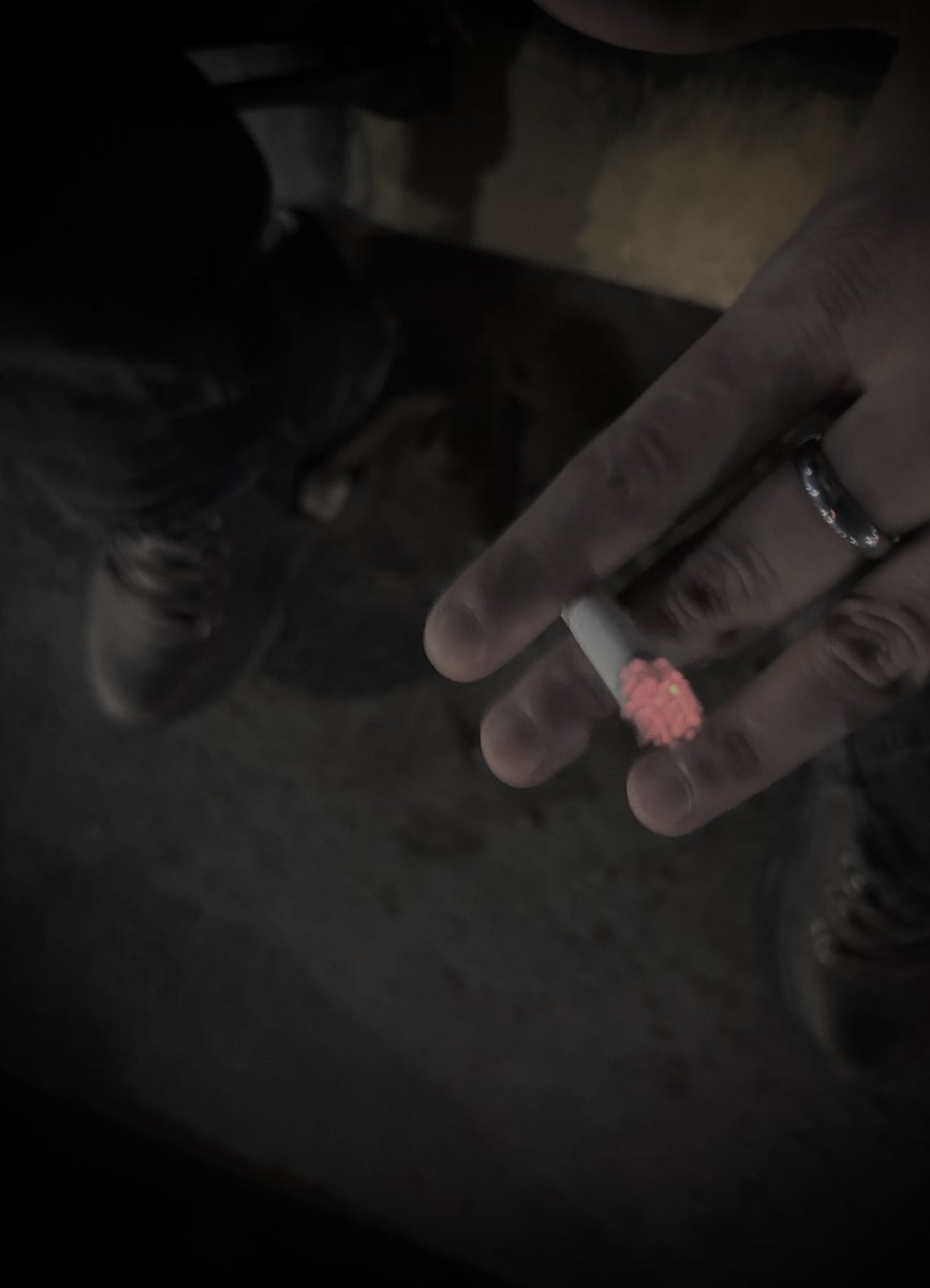 diguphisbones's tweet photo. #peace https://t.co/UFM00DE2Rk