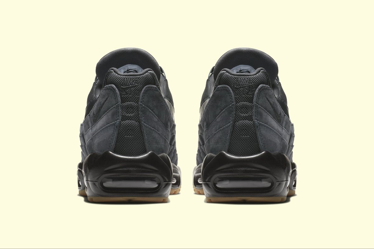 110slad's tweet photo. Nike Air Max 95 “Black Gum”
Year: 2018 / SKU: AJ2018-002 https://t.co/BFlMY4XMoy