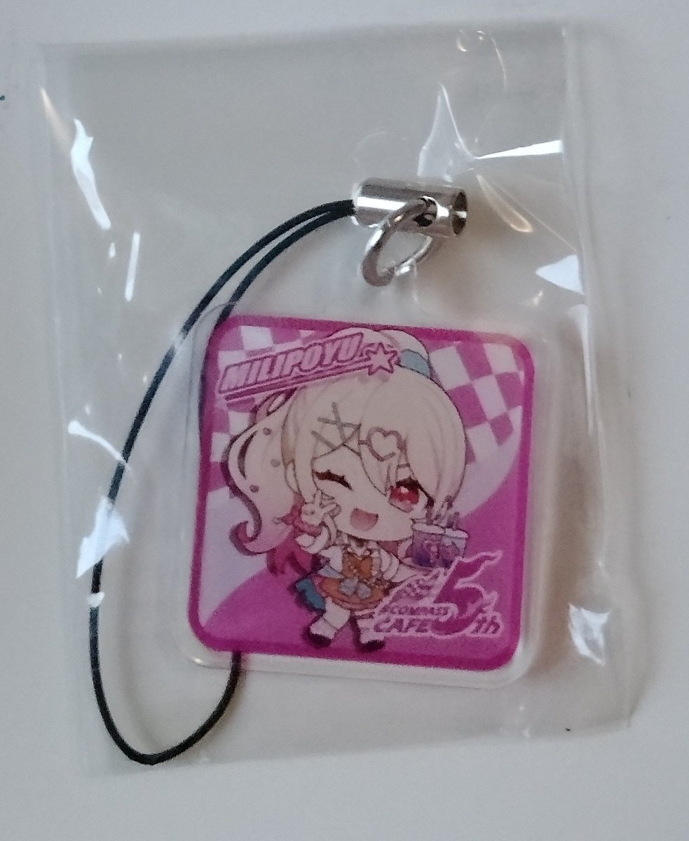 Luria_sab's tweet photo. #コンパスグッズ交換
コンパスのグッズ交換できる人探しています

譲 チー(コースター)、まとい(缶バとコースター)、クーシー(缶バ)、みりぽゆ(ガチャのキーホルダー)

求 イグニス(なんでも可)

アクキー、未開封。コースターなどはカードケースにしまっています(3枚目参考) https://t.co/bV0LgIjRsX