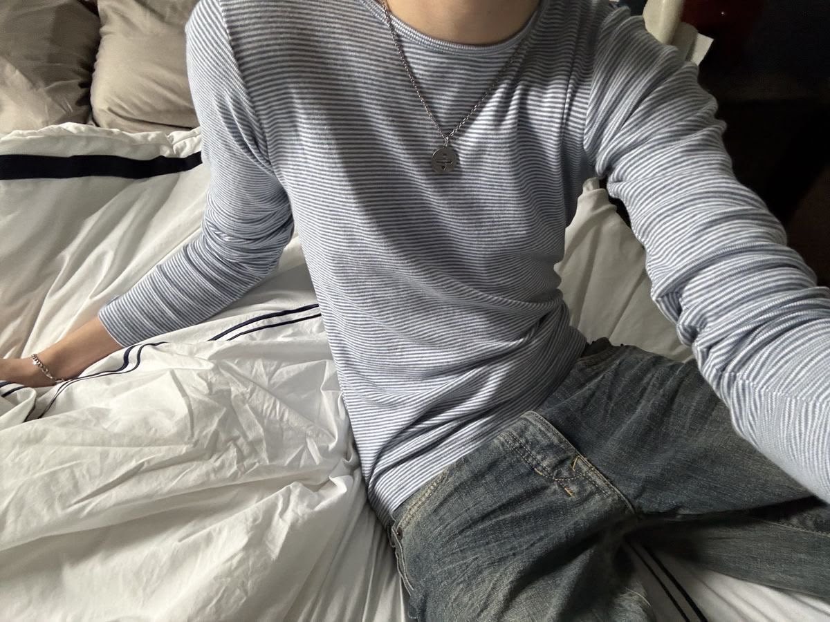 silkenfilth's tweet photo. gmorning, well afternoon i guess. how's everyone doing ^^ https://t.co/2Nyks3IRHn https://t.co/JYqhsC7g56