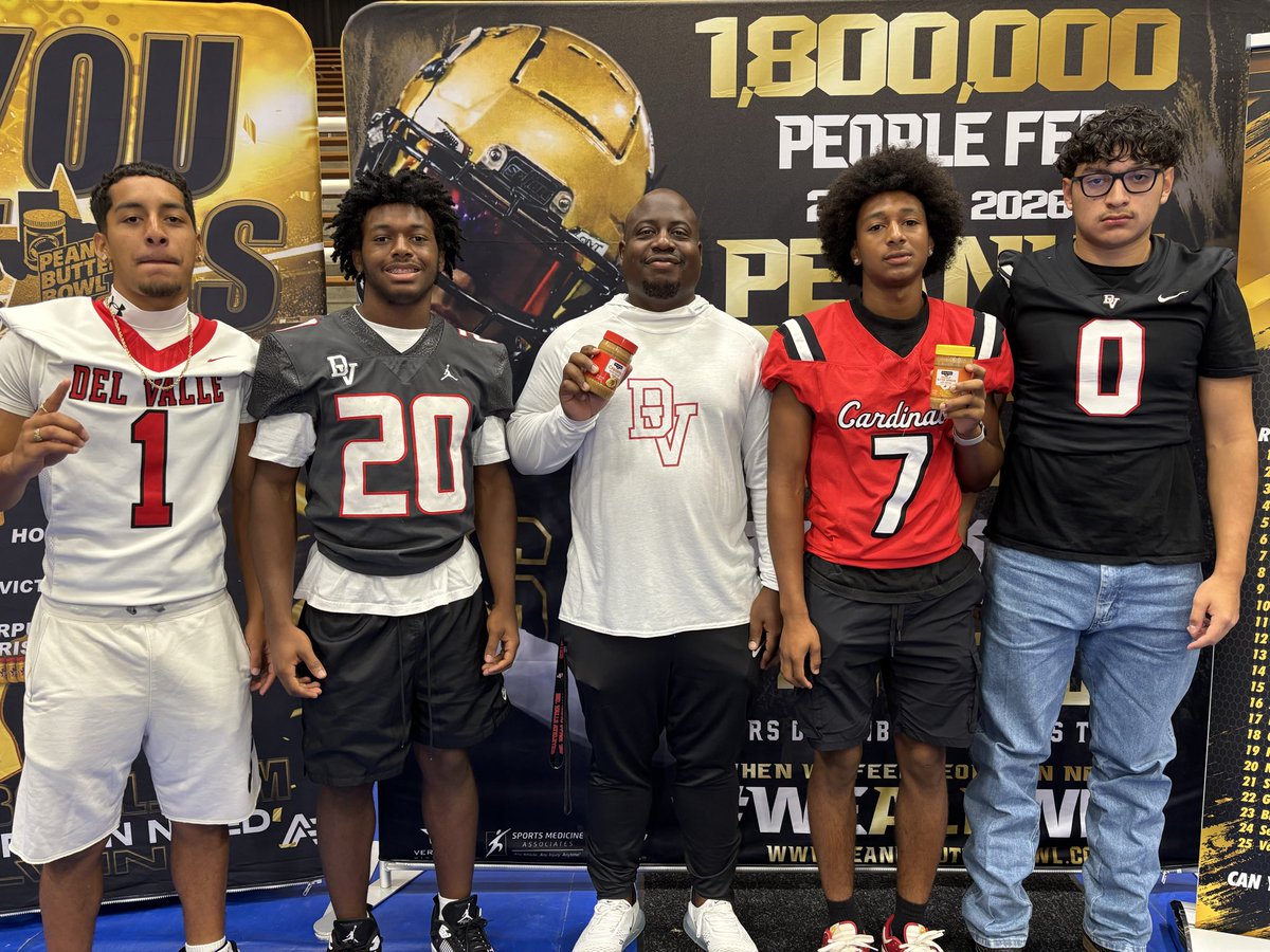 DVCardinalsFB's tweet photo. #DVYK Peanut Butter Bowl Media Day! Your Cards represented our DV community with Cardinal Pride! We look forward to serving our community and families in need! If you would like to help, go to https://t.co/AGw2JN25Ex 
Select Del Valle Cardinals for donations! https://t.co/Jw6z0fkSCZ