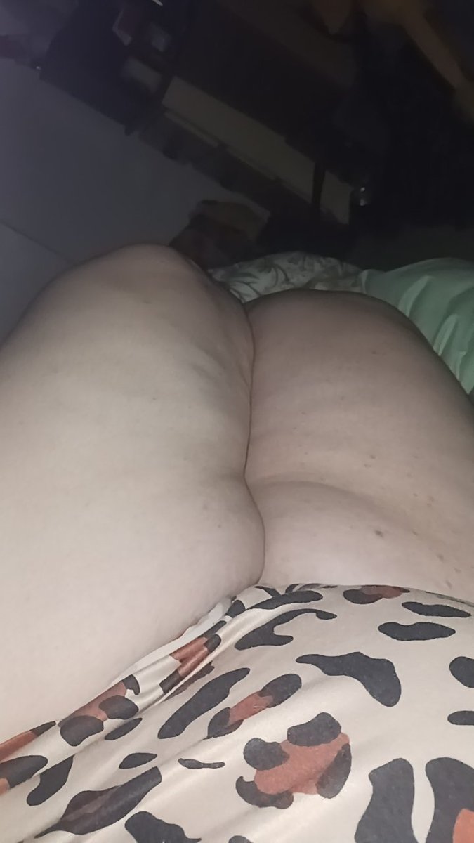 darlingg0679's tweet photo. 𝐍𝐨𝐭 𝐧𝐞𝐰 𝐭𝐨 𝐧𝐬𝐟𝐰𝐭𝐰𝐭 
𝐈'𝐦 𝐟𝐫𝐨𝐦 𝐧𝐨𝐫𝐭𝐡𝐞𝐚𝐬𝐭 𝐄𝐧𝐠𝐥𝐚𝐧𝐝.
 𝐈'𝐦 𝟐𝟎 
𝐁𝐢𝐬𝐞𝐱𝐮𝐚𝐥 
𝐂𝐡𝐮𝐛𝐛𝐲 
𝐕𝐢𝐫𝐠𝐢𝐧
  #nsfwtwt #nsfw #chubby #bisexual #single #dm #lesbian #brat #dmme #wlm #wlw https://t.co/WVvoM1Bd3K