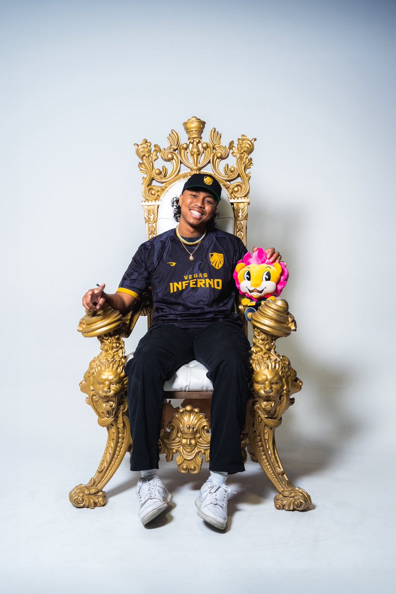 InfernoCulture's tweet photo. Who is Dante? Let’s introduce the baddest lion in @Vegas 🦁

https://t.co/dBvWvsSNo8

He’s our official mascot, named after the famous poet who wrote the original “Inferno.” He represents the heat, the grit, and the passion of the Vegas gaming community, and now? 

You can actually bring him home!! We dropped the official Dante Plushie! He’s soft, he’s fierce, and he’s ready to level up your room or streaming background.