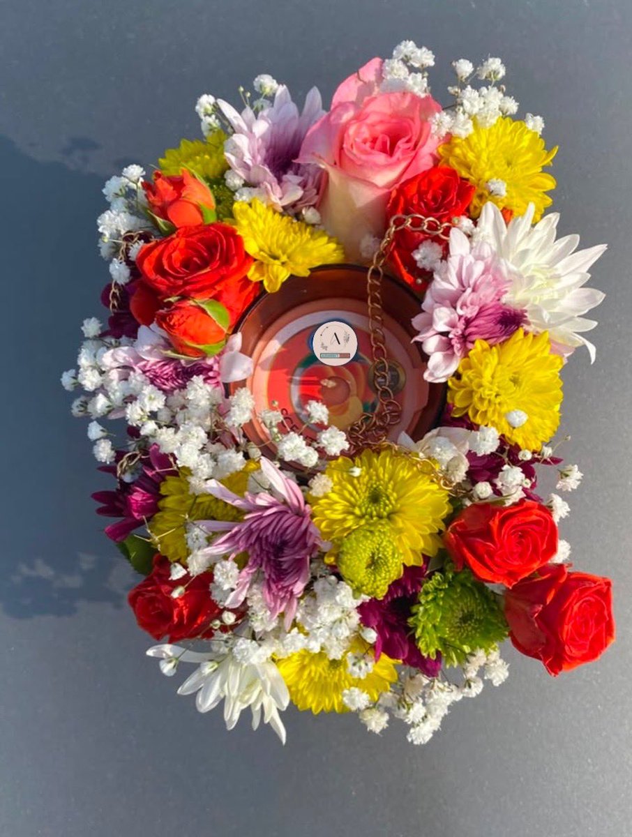 Alexandrafloral's tweet photo. Our flower bag is the perfect gift https://t.co/SdCqGKcExV