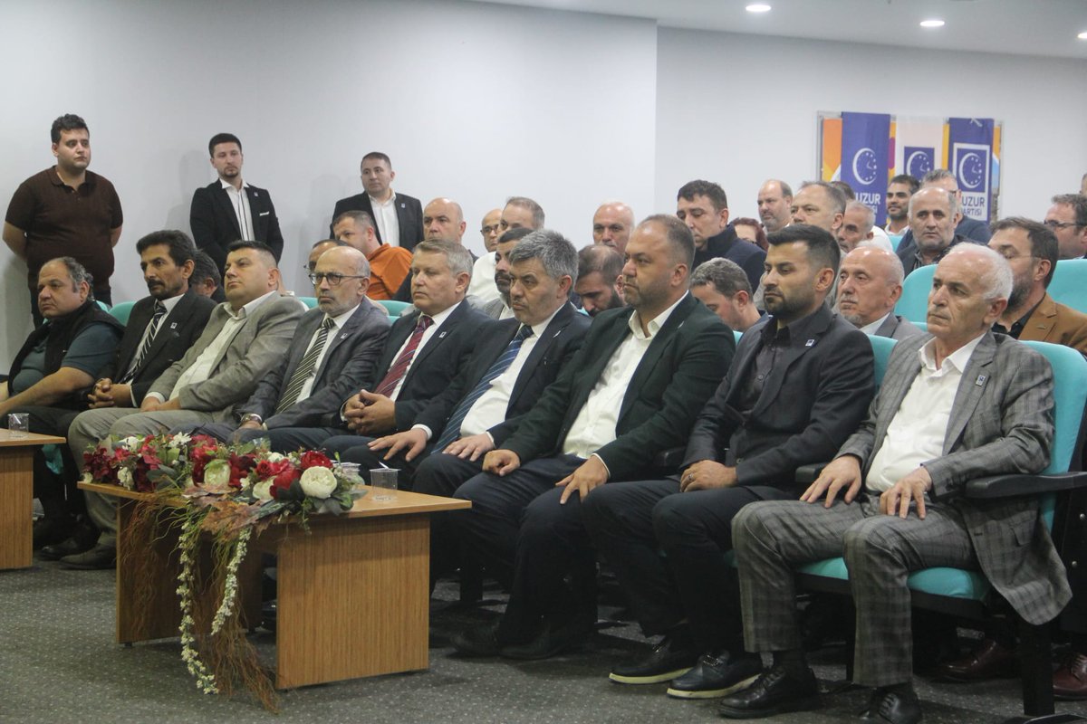 hphuzuristanbul's tweet photo. Genel Başkan Yardımcımız Sayın Mustafa Özdal'ın katılımlarıyla, Huzur ve Güven Partimizin Gaziosmanpaşa 1. Olağan İlçe Kongresi büyük bir coşku ve birlik beraberlik içerisinde gerçekleştirilmiştir. https://t.co/09TXGMeQsa