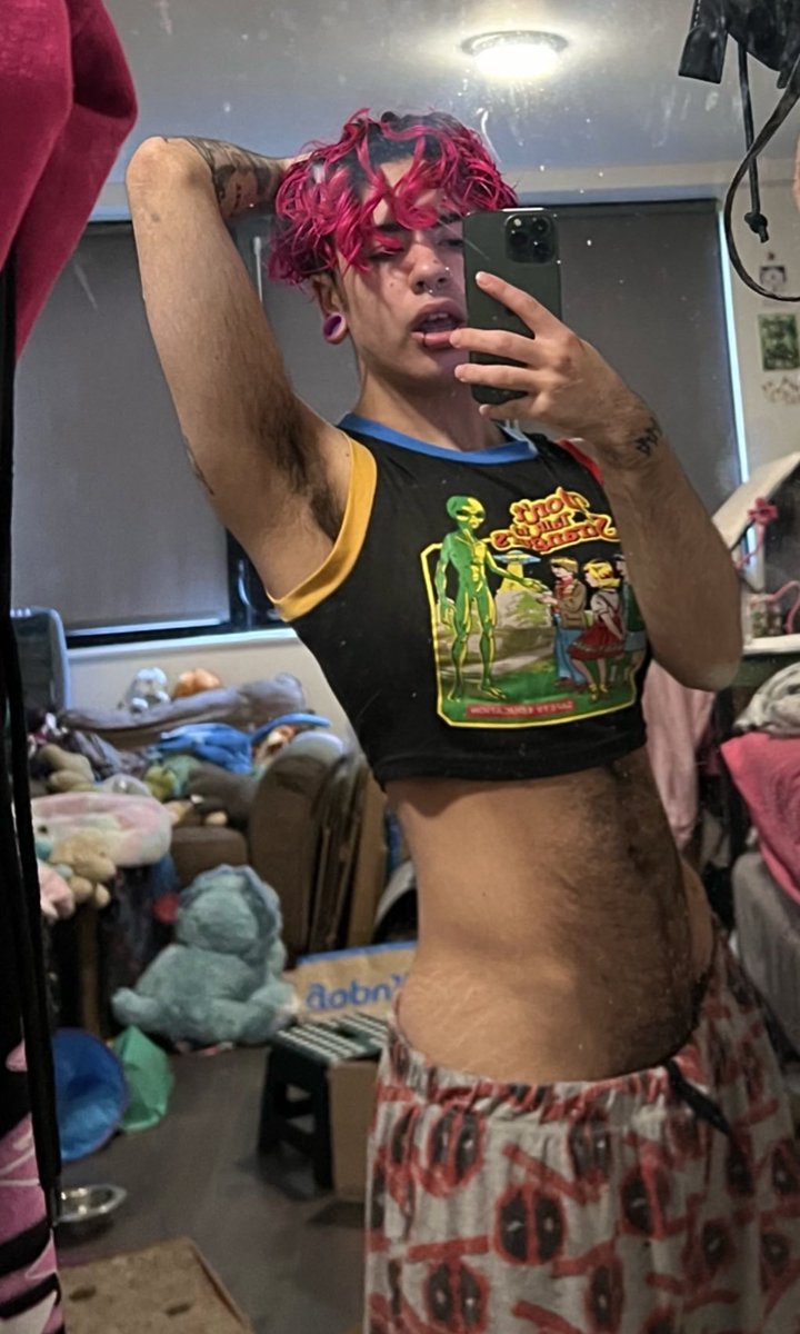 dizzyypup's tweet photo. ⚠️ ♡ + ↻ ⚠️
pls boost this as every share and every penny means the world to me rn!! 
im still saving whatever i can myself but any help towards my top surgery fundraiser is so greatly appreciated (and thanked with content/free trial) <33 
linked in comments x https://t.co/nG0yr5QR9U